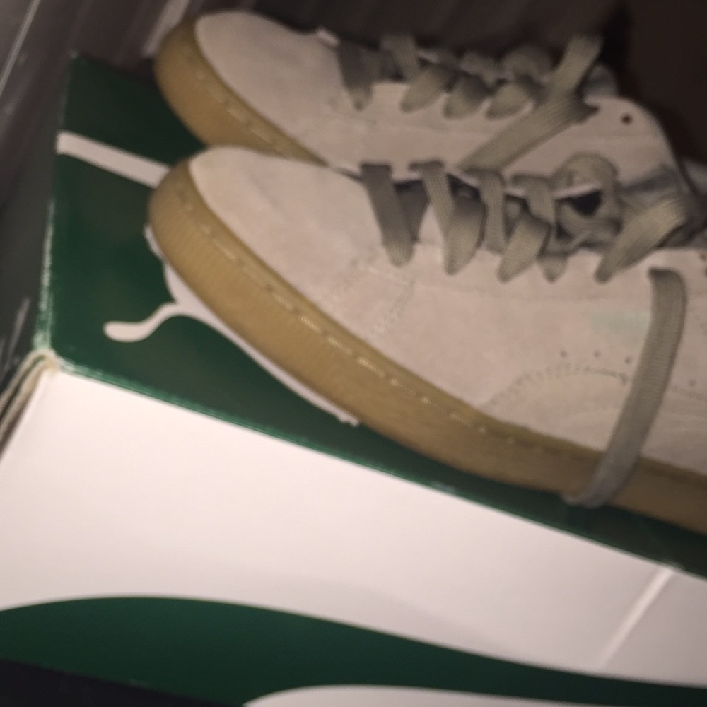 Puma suedes